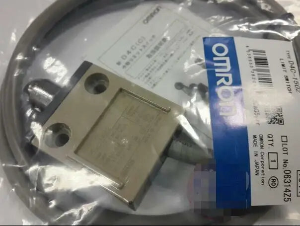 1PC NEW Omron D4C-1502 D4C1502