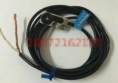 New In Box KEYENCE Sensor Replace SH-614A