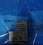 New in box OMRON E3F2-R1B4-P1