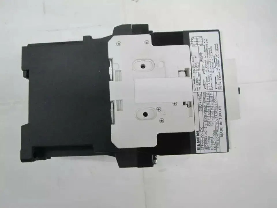 New Siemens 3TF4422-1XB4 DC24V contactor free shipping