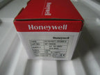 New  HONEYWELL  DC1010CT-101000-E   temperature controller  free shipping