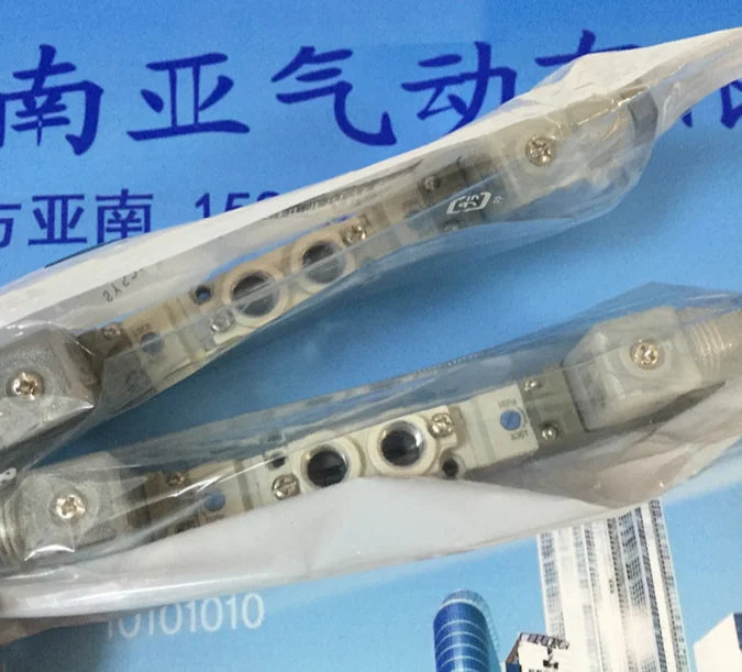 SY5220-4DZD-01 SY52204DZD01 1PC New SMC free shipping
