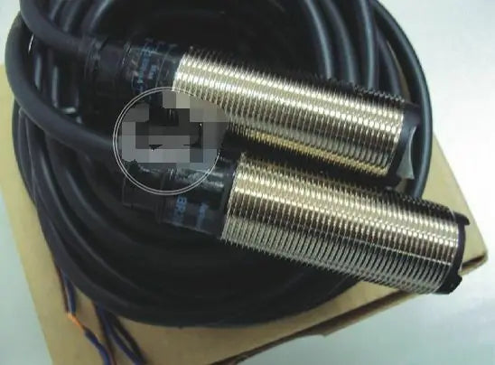 BR20M-TDTD-P BR20MTDTDP 1PC NEW IN BOX Autonics Photoelectric Sensor free ship