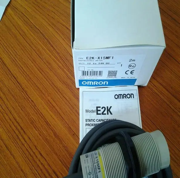 New Omron photoelectric switch E2K-X15MF1 E2K X15MF1 free shipping