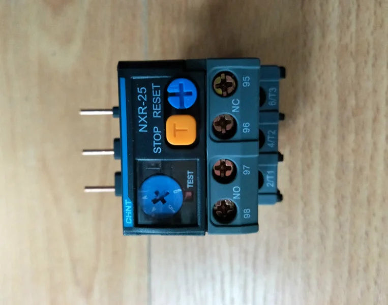 New  CHNT  NXR-25  Thermal overload relay  free shipping