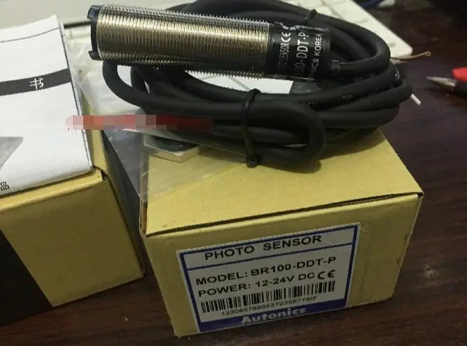 BR100-DDT-P BR100DDTP New AUTONICS proximity switch free shipping