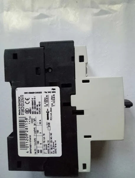 3RV1021-1FA10 3RV10 21-1FA10 1Pcs NEW Siemens 3.5-5A Circuit Breaker free ship