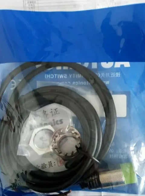PRT18-8DO PRT188DO New AUTONICS proximity switch free shipping