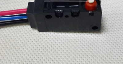 1pc D2VW-5-1M D2VW51M 125-250VAC NEW Omron Micro Switch free shipping