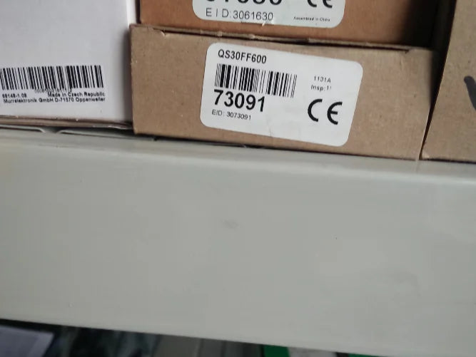 QS30FF600 1PC New BANNER Photoelectric Switch Sensor free ship