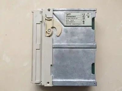 TSXDMZ28DT 1PCS USED Schneider