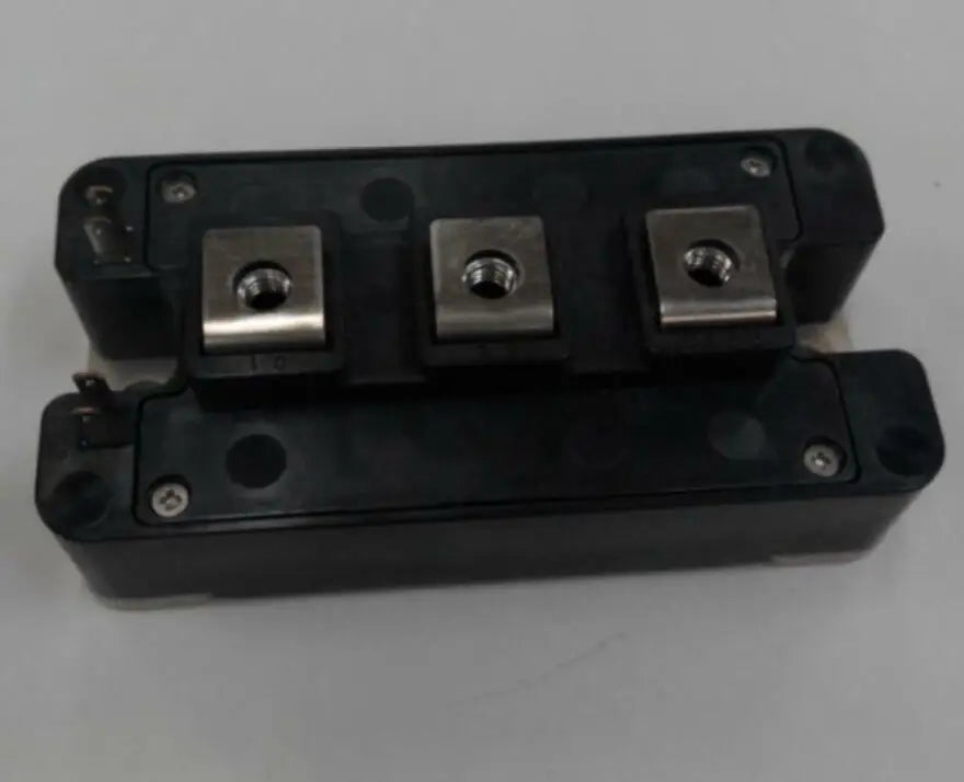 1PCS NEW CM600DY-12NF MITSUBISHI POWEREX MODULE Free shipping