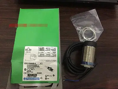 New in box Schneider XS630B4MAL2