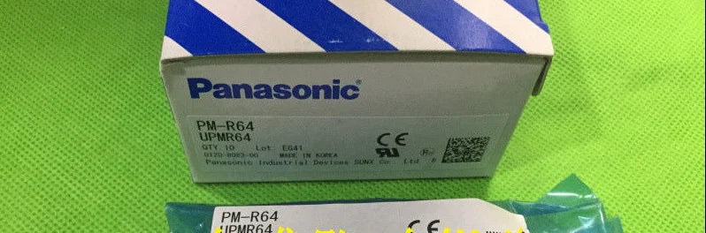 New  Panasonic SUNX  Sensor  PM-R64  free shipping