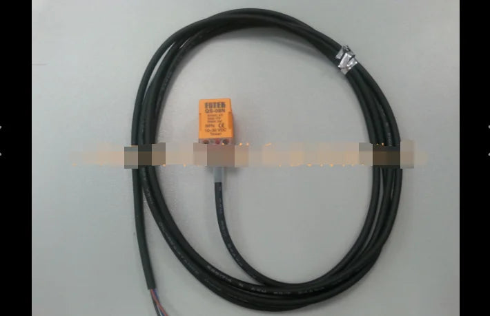 1pc FOTEK QS-08N Proximity switch free shipping