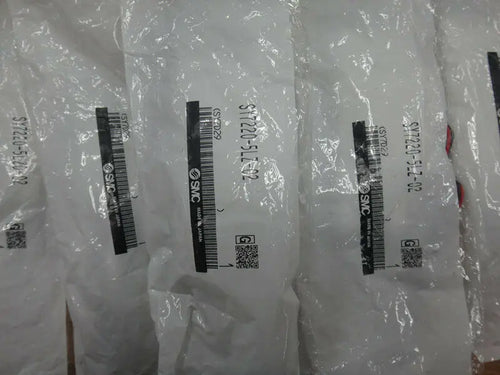 1PC   NEW    SMC    SY7220-5LZ-02    free   shipping