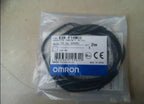 E2K-F10MC2 E2KF10MC2 10-30VDC New Omron Proximity Switch free ship
