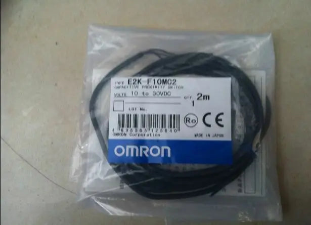 E2K-F10MC2 E2KF10MC2 10-30VDC New Omron Proximity Switch free ship