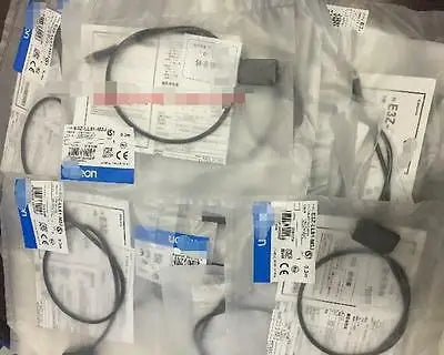 1PC New OMRON E3Z-LL81-M3J free shipping