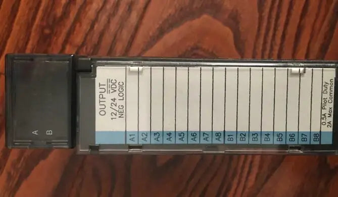 1PC new in box GE IC693MDL740F