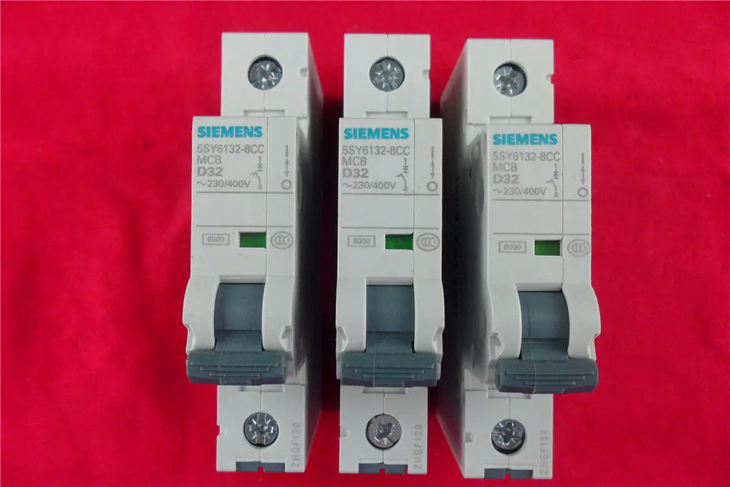 1pc     Siemens   1P  32A  5SY6132-8CC   circuit breaker  free shipping
