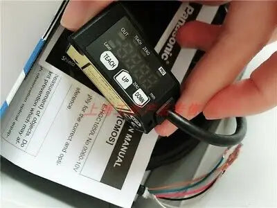 1pc new SUNX HG-C1050L