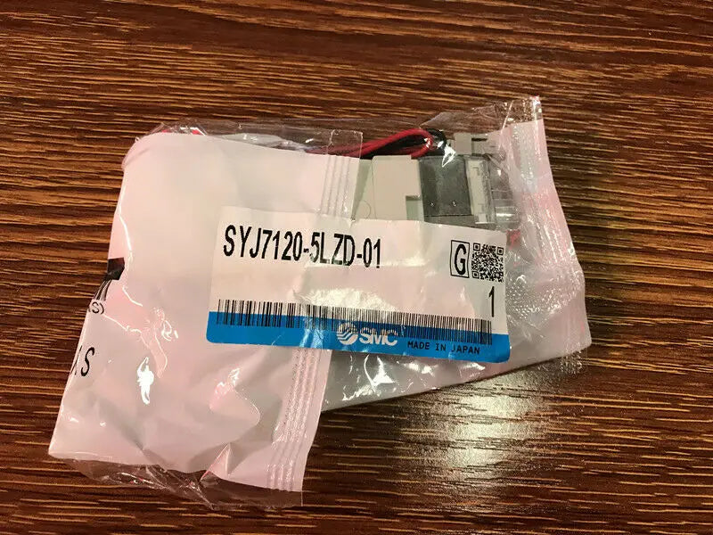 1PC   NEW   SMC    SYJ7120-5LZD-01      free   shipping