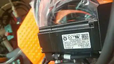 1pc new Yaskawa SGMJV-01ADL21 100W