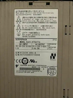 1pc new Yaskawa SGDV-R70A11A SGDV-R70A01A