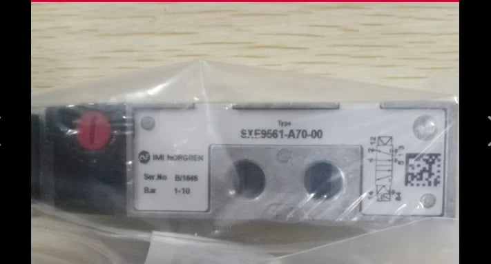 New  NORGREN  SXE9561-A70-00  Solenoid valve  free shipping