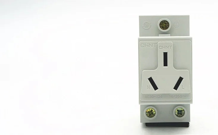 New  CHNT  AC30-124 16A  AC250V  Switch socket  free shipping