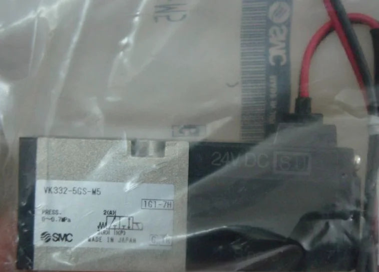 New  SMC  VK332-5GS-M5  Solenoid Valve  free shipping