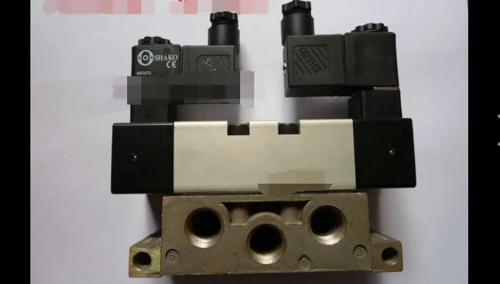 1PC NEW SHAKO PS520F-02S DC24V free shipping