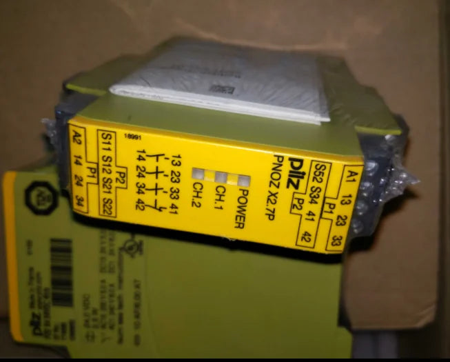 1PC New  PILZ PNOZ X2.7P 77305  free shipping