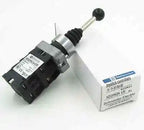 XD2-PA22CR XD2PA22CR 1PC NEW Schneider Push button free shipping
