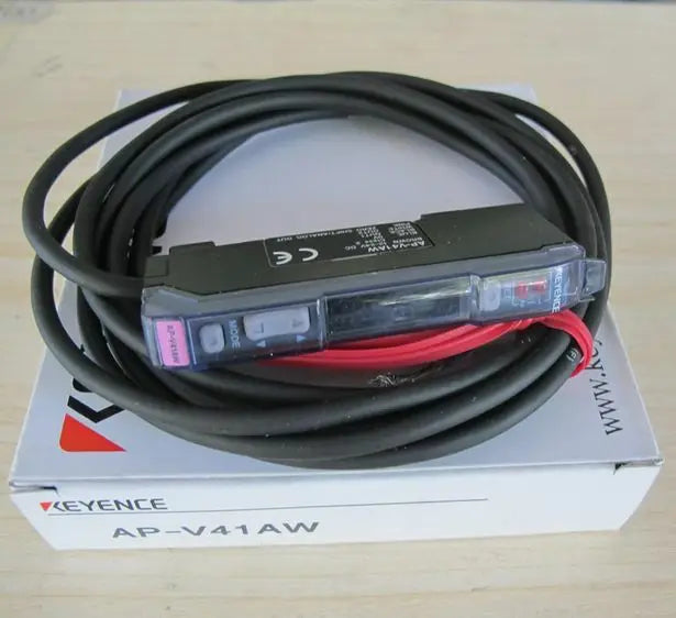 1PC New in box Keyence AP-V41AW AP V41AW free shipping