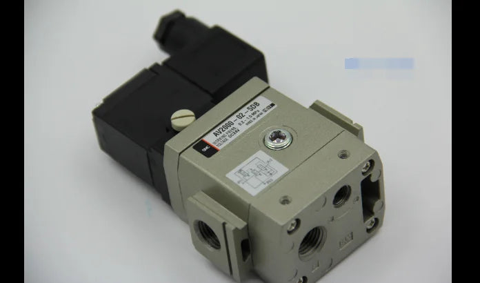 New SMC AV2000-02-5DB Solenoid Valve free shipping