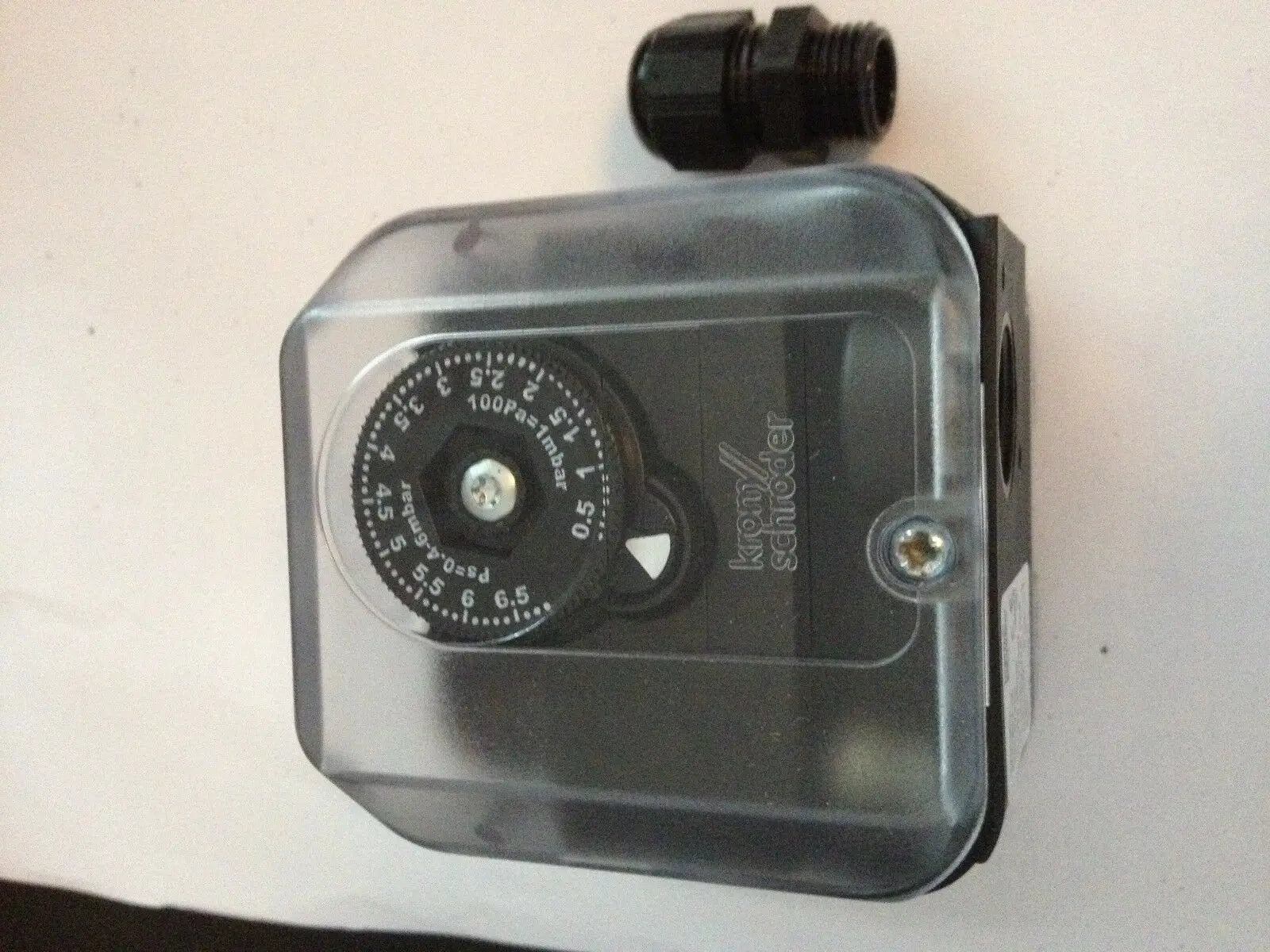 1PC  NEW   Krom   schroder   DG50B-3    free shipping
