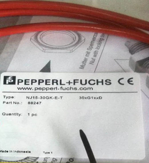 New P+F NJ15-30GK-E-T Proximity switch sensor free shipping