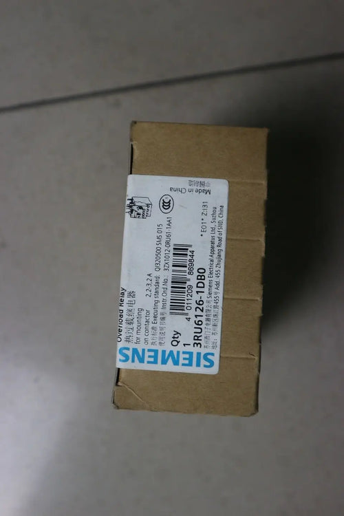 1pc      Siemens  3RU6126-1DB0   2.2-3.2A  Thermal relay  free shipping