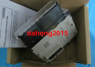 NEW IN BOX OMRON PLC CJ1W-AD081-V1 CJ1WAD081V1