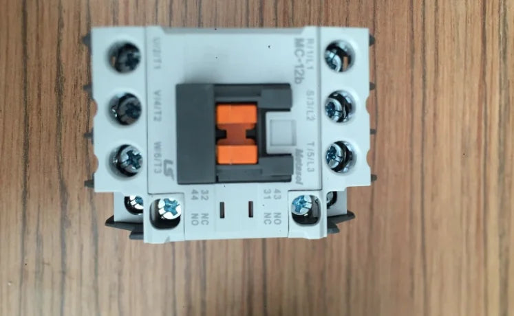 New  LS  MC-12b  24V  Ac contactor  free shipping