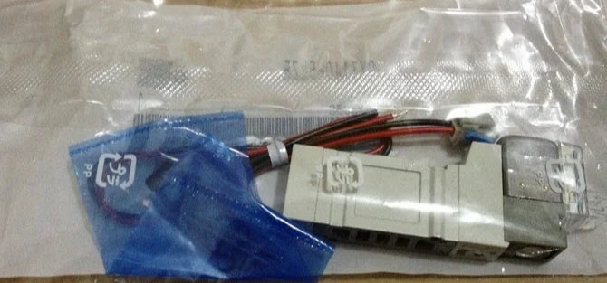 SY3140-5LZE SY31405LZE 1PC New SMC solenoid valve free shipping