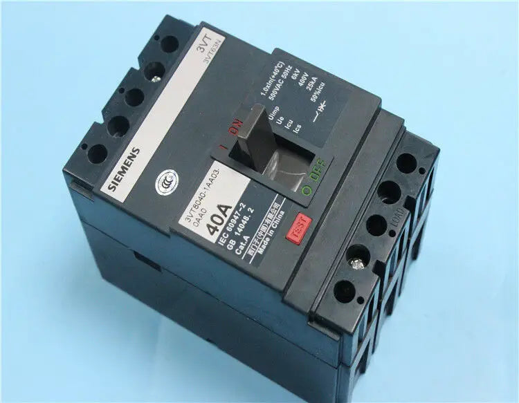 1pc     Siemens   3VT8040-1AA03-0AA0    circuit  breaker   free shipping