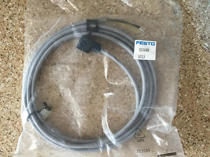 New FESTO KMEB-1-24-2,5-LED 151688 free shipping