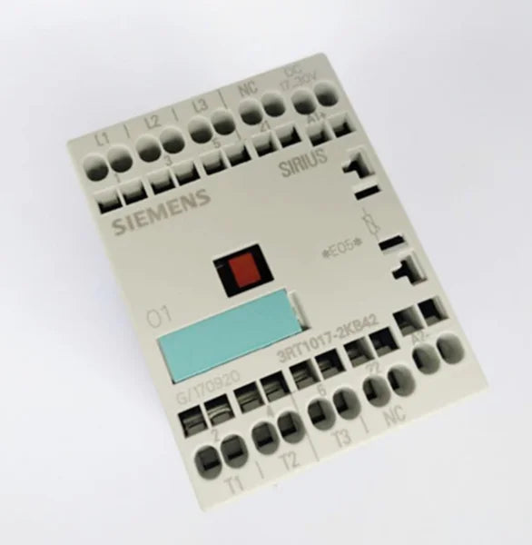 1PC  NEW   SIEMENS   3RT1017-2KB42  12A   free shipping
