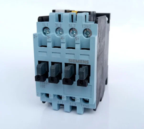 1PC  NEW   SIEMENS   3TS3010-0XF0  110V  free shipping