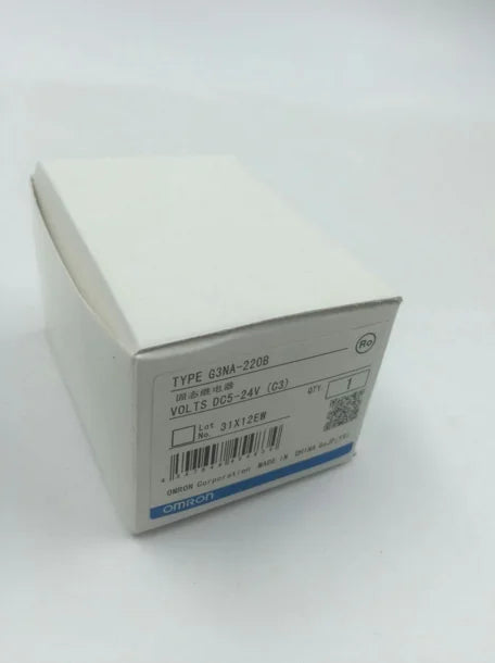 G3NA-220B G3NA220B 1PCS New Solid State Relay NIB free ship