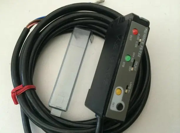 FS-T22 FS T22 1PC New in box KEYENCE free shipping