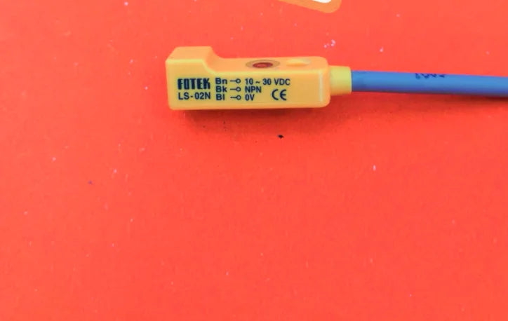1pc FOTEK LS-02N Proximity switch free shipping